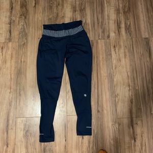 Mountain hardware leggings